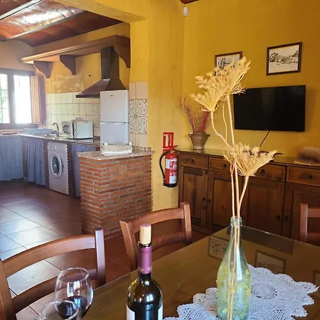 Cortijo Molino Justos 3* Fuentes de Cesna